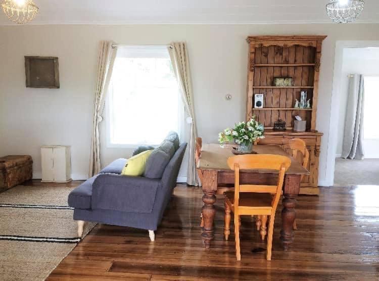 Robin Hoods Well Farm Farm stay *