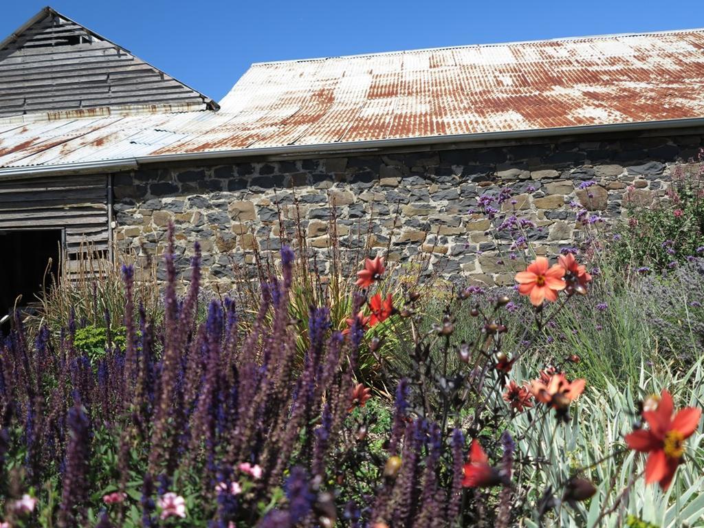Robin Hoods Well Farm